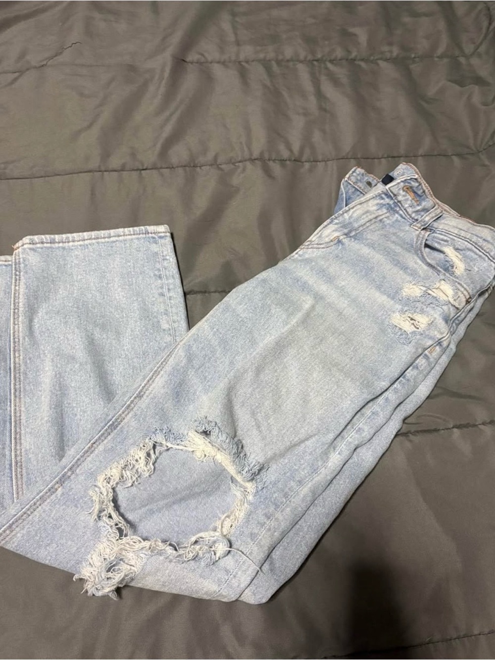 American Eagle Outfitters Light Blue Distressed Straight Leg Jeans